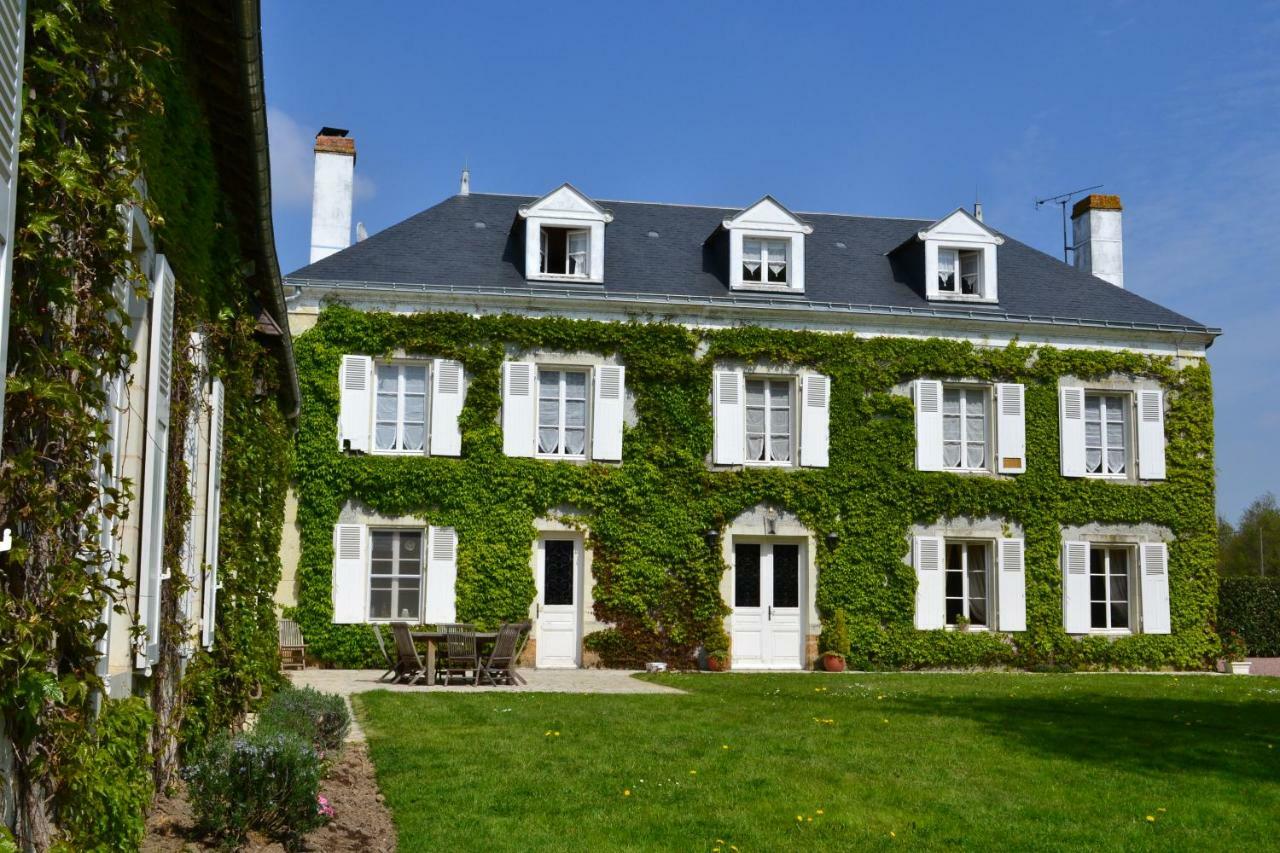 Bed and Breakfast Le Domaine Des Bois Mauze-Thouarsais Екстер'єр фото